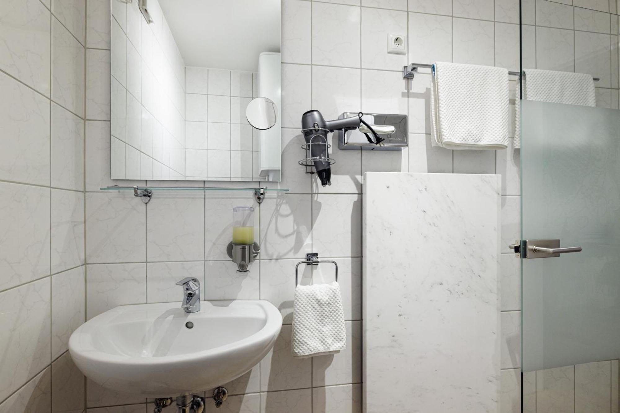 Sperber Braeu Hotel Sulzbach-Rosenberg Room photo
